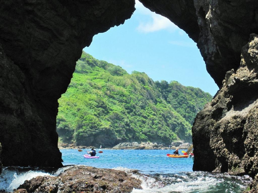 Amakusa West Coast Backpackers Fu-Raibou Ostello Esterno foto
